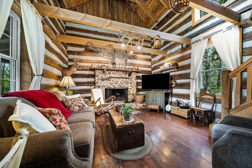 More Photos Of 129 Vaughan Rd, Eldon Lodge Meeting Hall For Sale