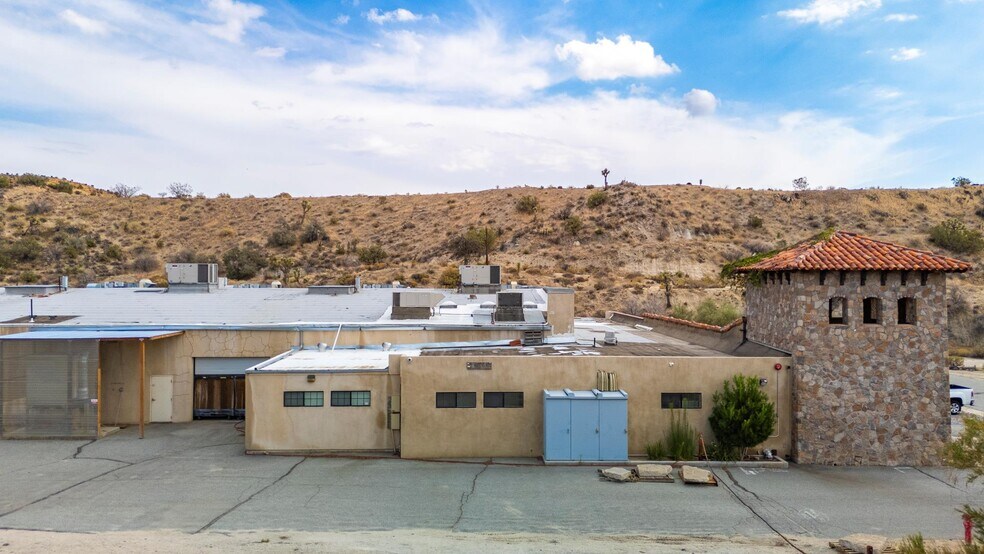 More Photos Of 54465 29 Palms Highway, Yucca Valley Warehouse For Sale