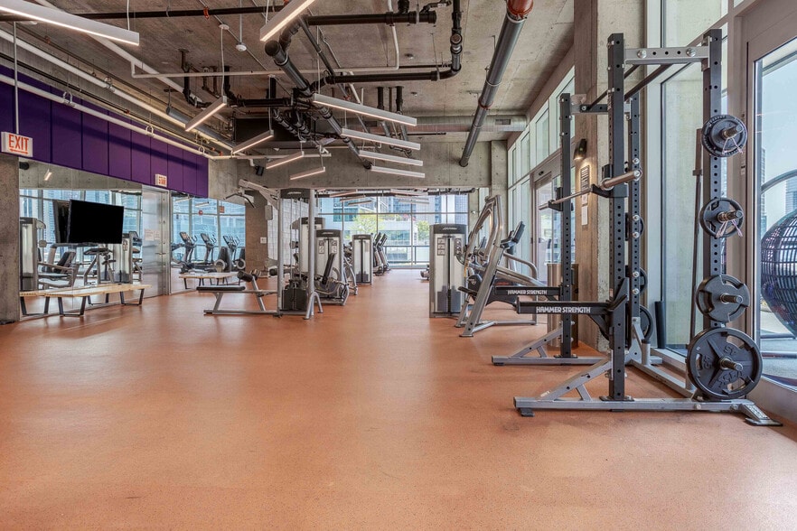 More Photos Of 200 E Illinois St, Chicago Apartments For Sale