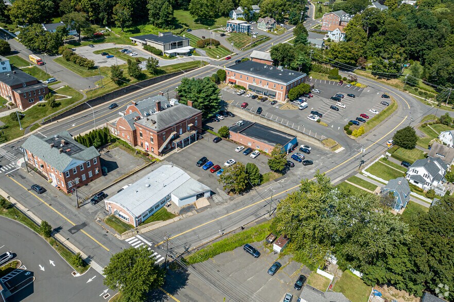 More Photos Of 70 Heminway Park Rd, Watertown Medical For Lease