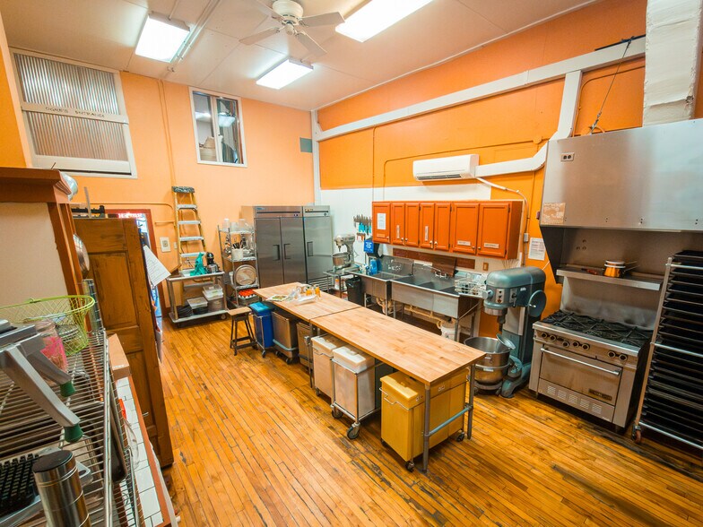 More Photos Of 127 N Main St, Amherst Storefront Retail Residential For Sale