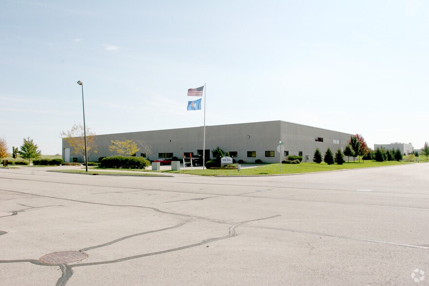 Primary Photo Of 715 Progress Way, Sun Prairie Warehouse For Lease