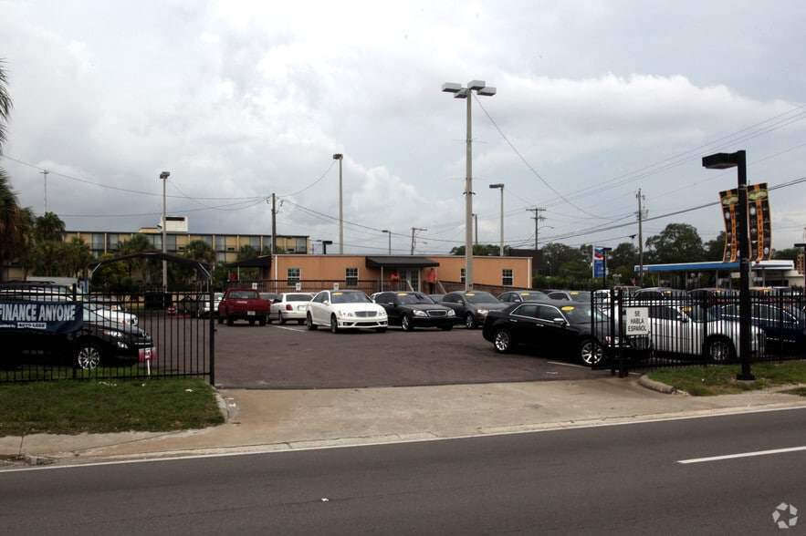Primary Photo Of 856 E Busch Blvd, Tampa Auto Dealership For Lease