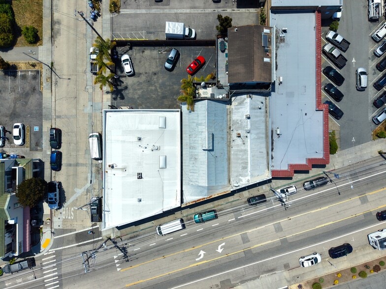 More Photos Of 922 Soquel Ave, Santa Cruz Storefront For Sale
