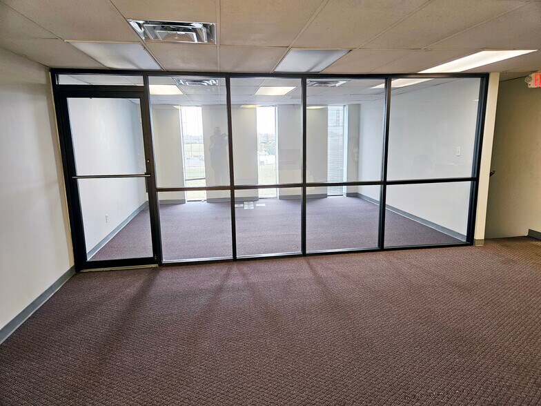 More Photos Of 7975 S Suburban Rd, Dayton Warehouse For Sale