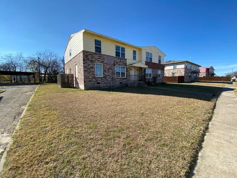 Primary Photo Of 904 Sissom Rd, Killeen Apartments For Sale