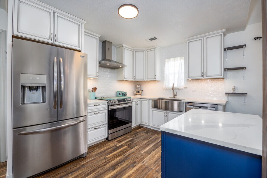 More Photos Of 1522 Burney Cemetary Rd, Calera Lodge Meeting Hall For Sale