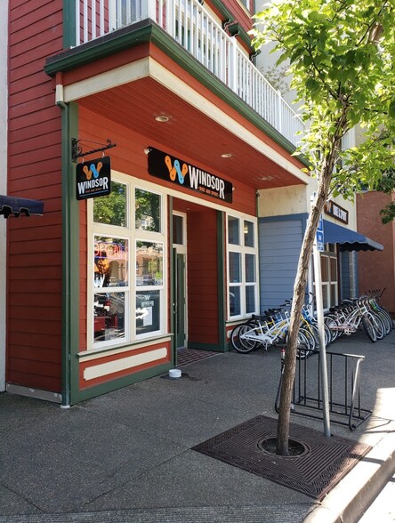 More Photos Of 220 Windsor River Rd, Windsor Apartments For Sale