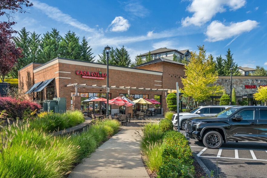 More Photos Of 15861-15963 SE Happy Valley Town Center Dr, Happy Valley General Retail For Lease