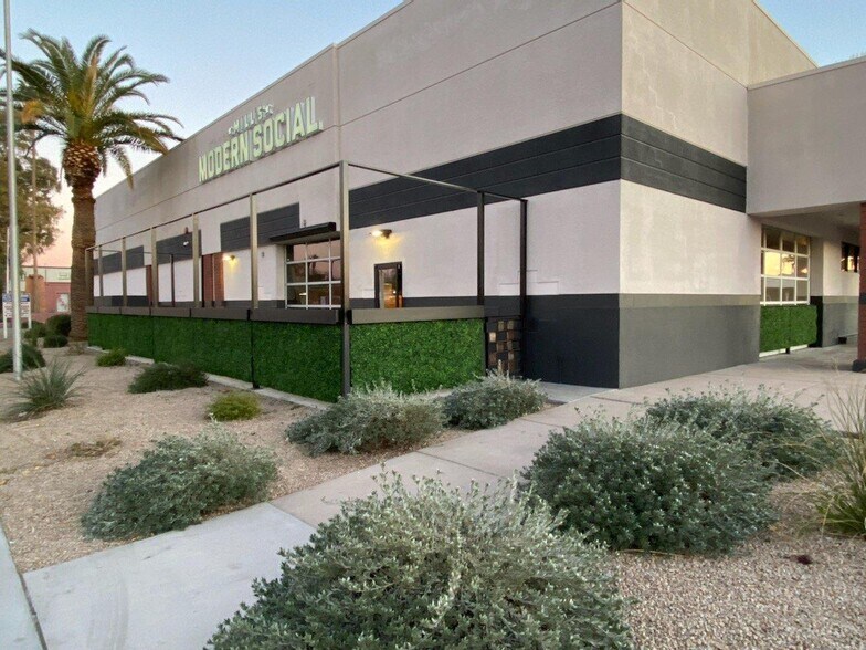 More Photos Of 19-85 E Broadway Rd, Tempe Storefront For Lease