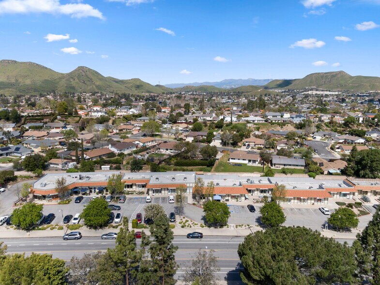 More Photos Of 3327 Kimber Dr, Thousand Oaks Unknown For Lease