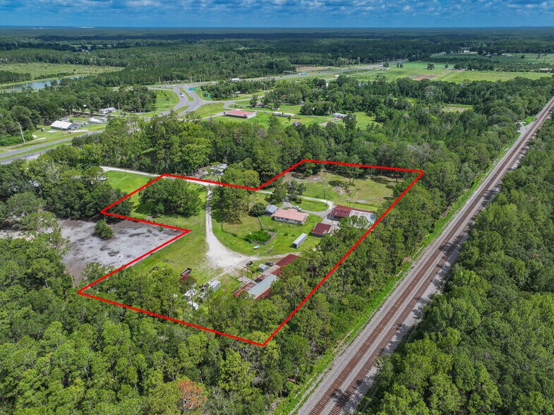 More Photos Of 2856 NE 187th St, Starke Manufacturing For Sale