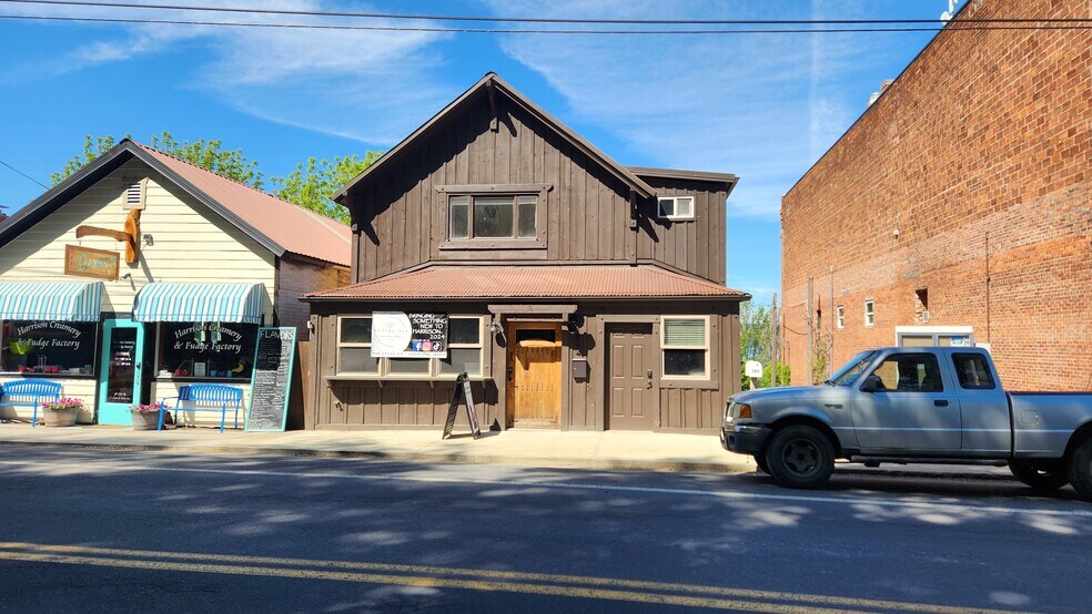 More Photos Of 204 S Coeur D Alene Ave, Harrison Restaurant For Sale