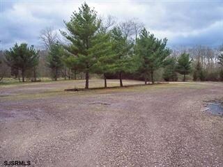 More Photos Of 54 Tuckahoe Rd, Dorothy Bar For Sale