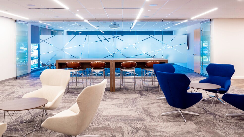 More Photos Of 2300 Corporate Park Dr, Herndon Unknown For Lease