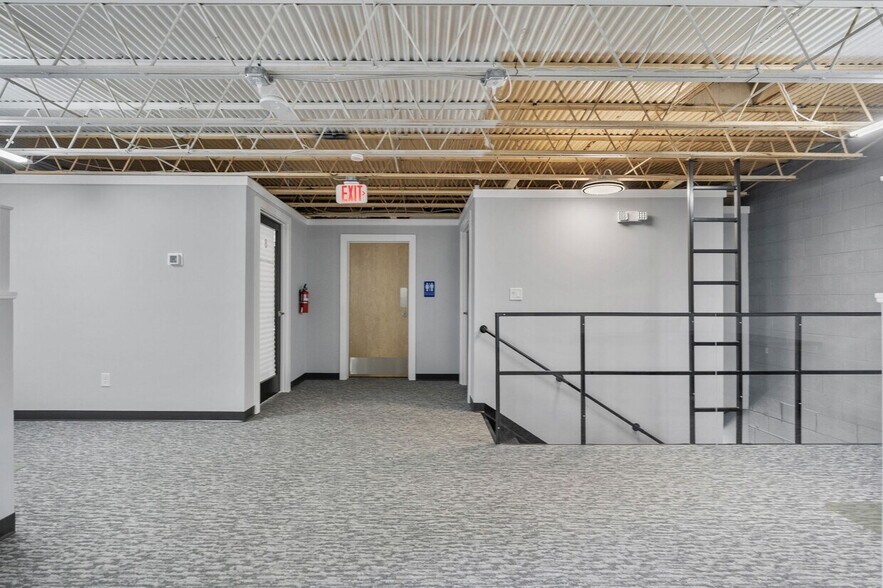 More Photos Of 117 S Main St, Hopewell Coworking Space