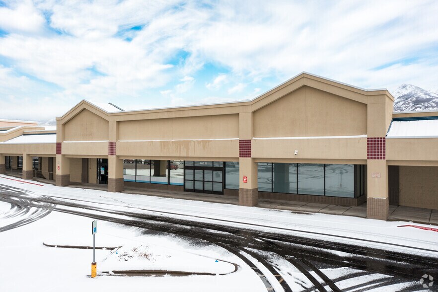 More Photos Of 860-880 North Fairfield Road, Layton, UT 84041, Layton General Retail For Lease