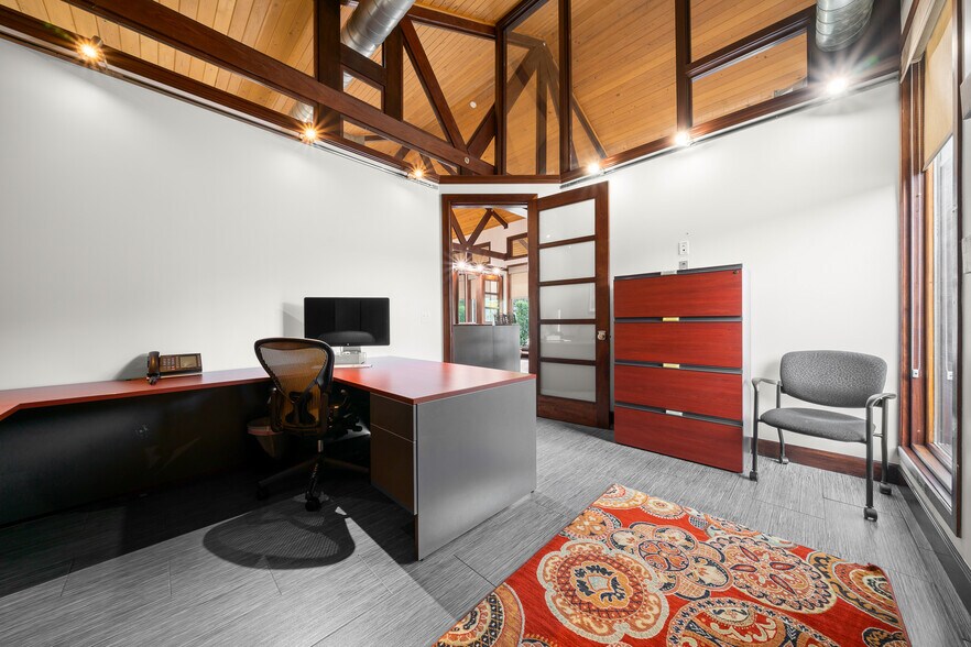 More Photos Of 5830 W Gulf To Lake Hwy, Crystal River Office For Sale