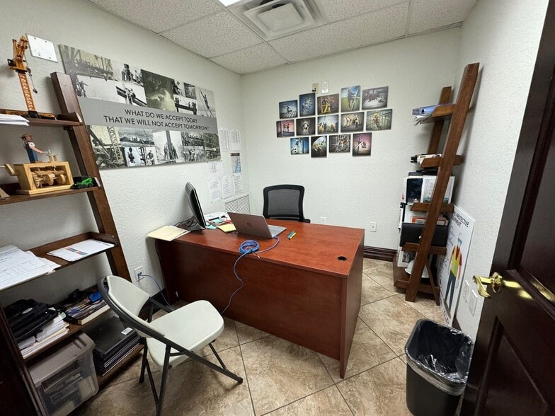 More Photos Of 11379-11399 NW 122nd St, Medley Warehouse For Sale