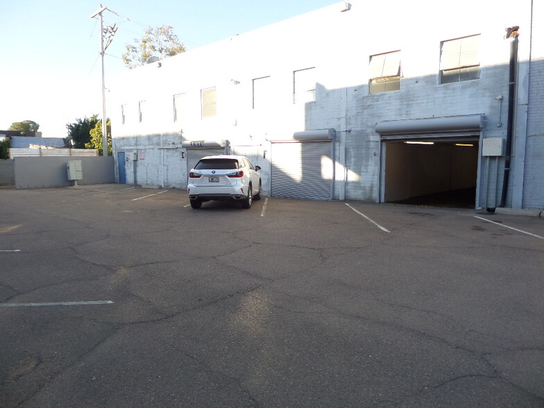 Primary Photo Of 1107-1117 E Van Buren St, Phoenix Warehouse For Lease