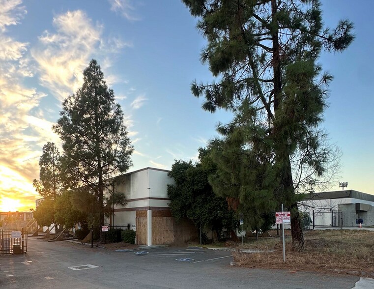 Primary Photo Of 49103 Milmont Dr, Fremont Warehouse For Sale