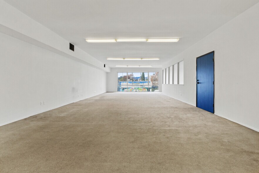 More Photos Of 11714-11720 W Pico Blvd, Los Angeles Storefront Retail Office For Sale