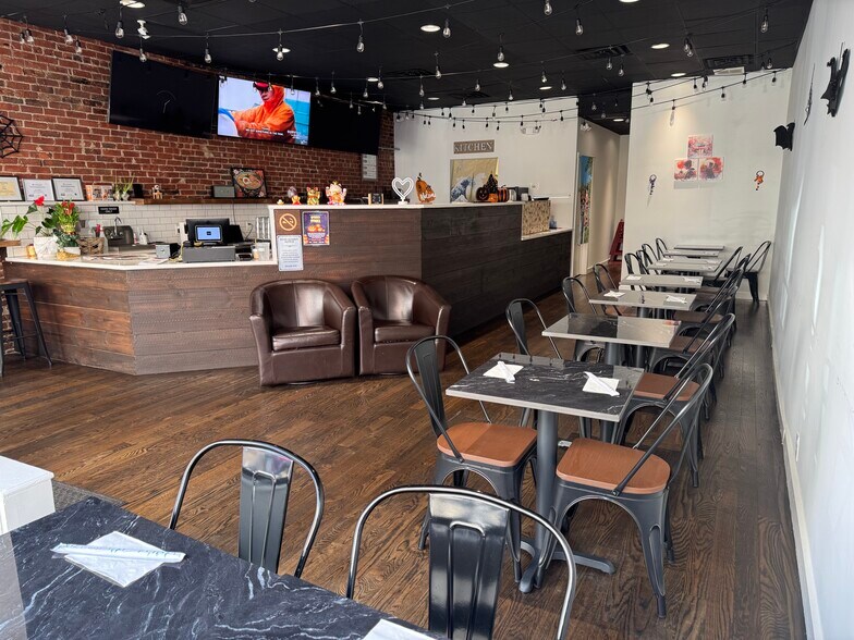 More Photos Of 434 Howe Ave, Shelton Storefront Retail Office For Lease