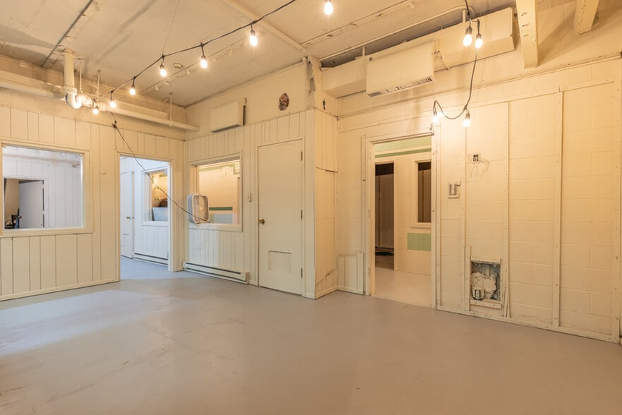 More Photos Of 8871 Griffith Rd, Nashville Warehouse For Sale