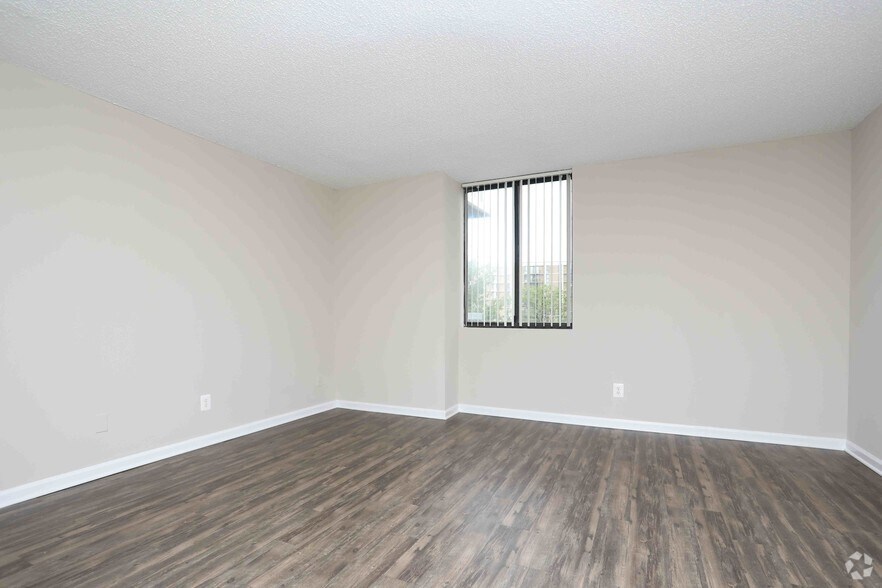 More Photos Of 1350 Beverly Rd, McLean Apartments For Lease