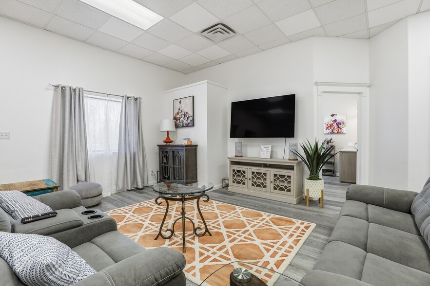 More Photos Of 801 S Washington St, Stillwater Healthcare For Sale