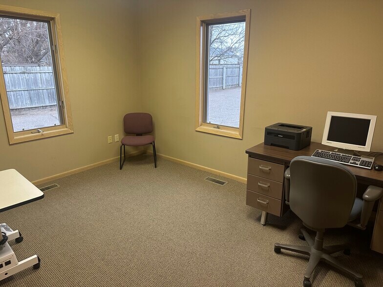 More Photos Of 2130 Brackett Ave, Eau Claire Medical For Lease