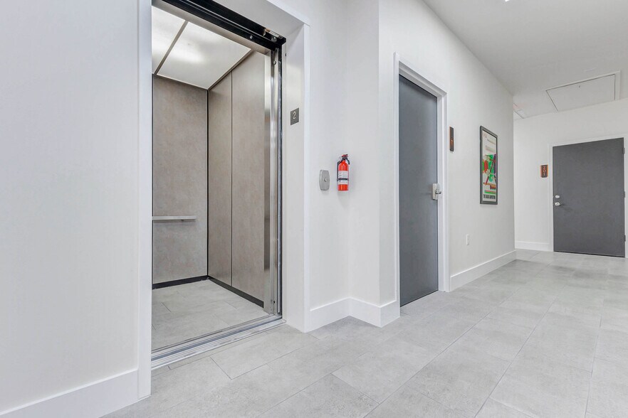 More Photos Of 12837 Louetta Rd, Cypress Office For Lease