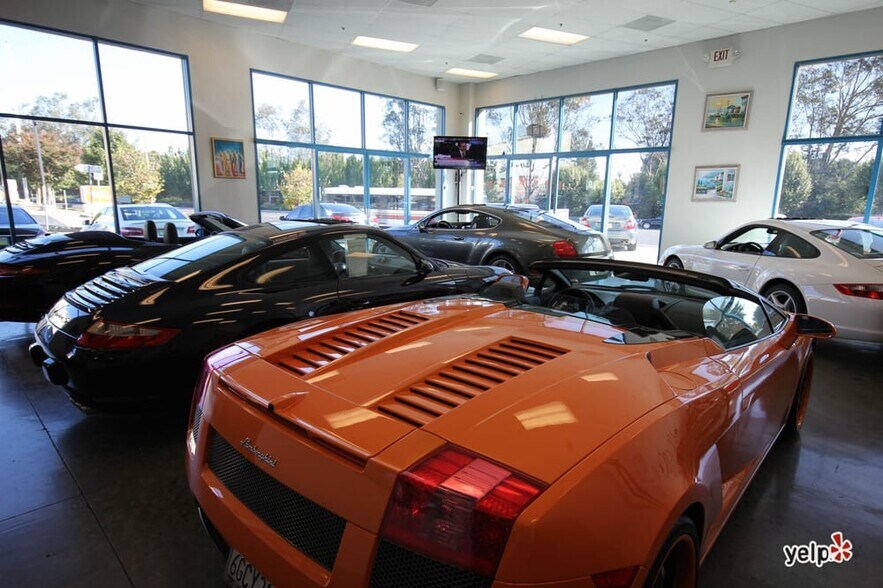 More Photos Of 1941 San Ramon Valley Blvd, San Ramon Showroom For Sale