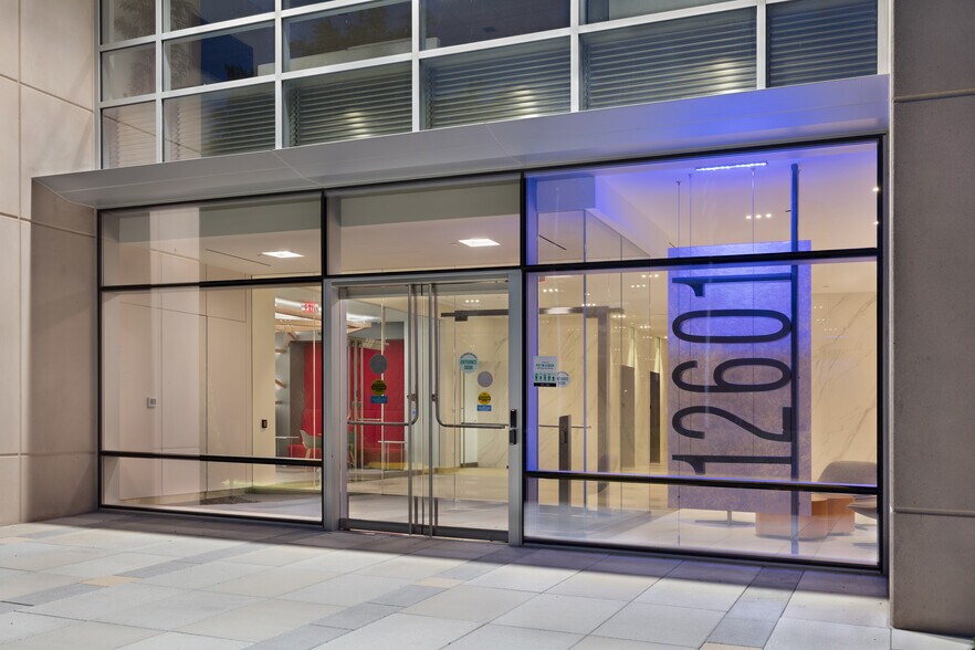 More Photos Of 12601 Fair Lakes Cir, Fairfax Office For Lease