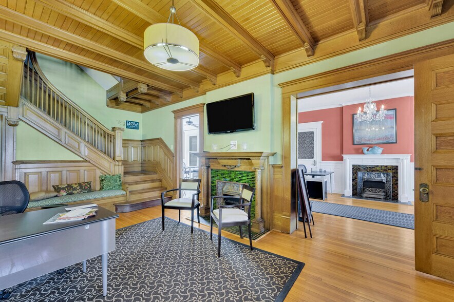 More Photos Of 1813 Main St, Blakely Office For Sale