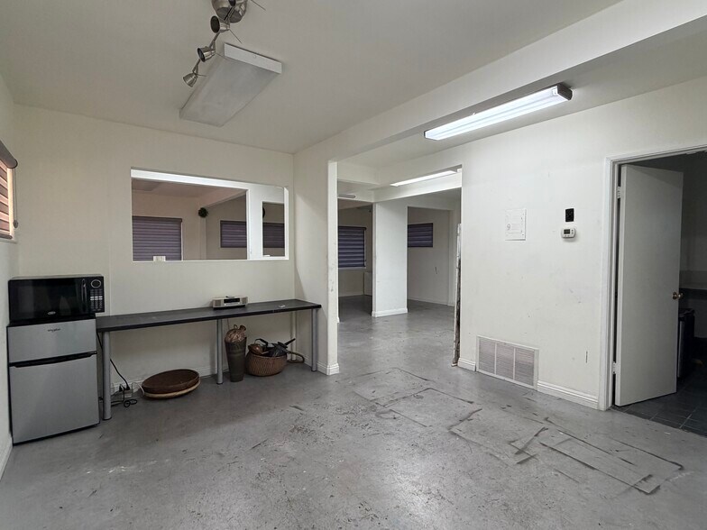 More Photos Of 649-655 W Commonwealth Ave, Fullerton Office For Sale