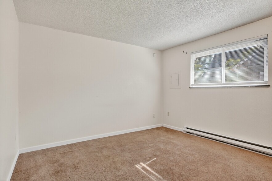 More Photos Of 19109-19123 SE Yamhill St, Gresham Apartments For Sale