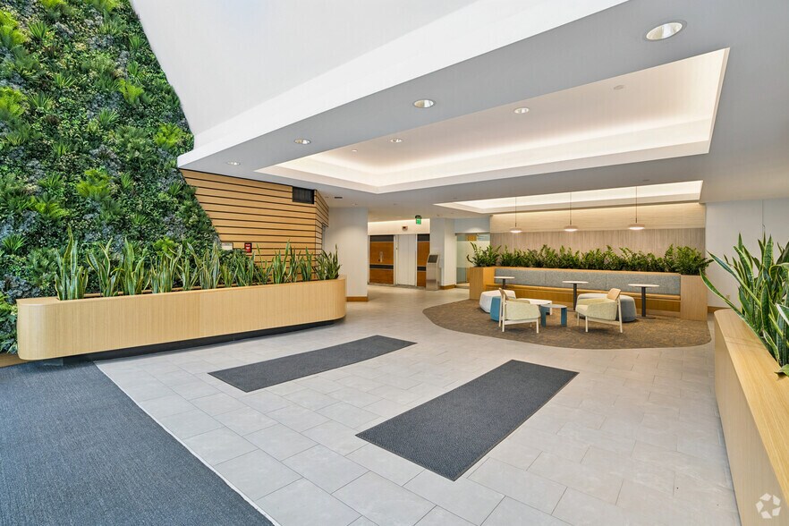 More Photos Of 2815 2nd Ave, Seattle Office For Sale