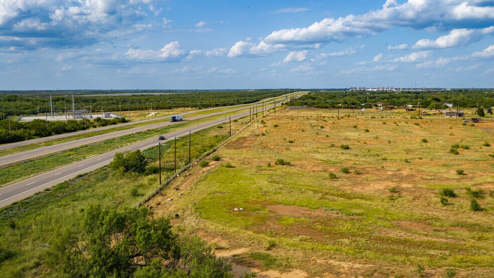 More Photos Of 175 County Road 1151, Pearsall Land For Sale