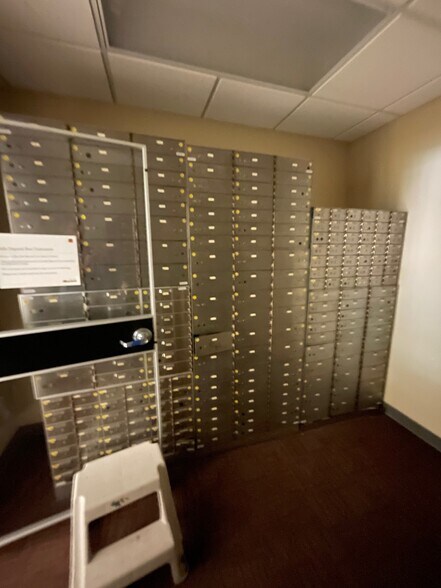 More Photos Of 15030 Idlewild Rd, Stallings Bank For Lease