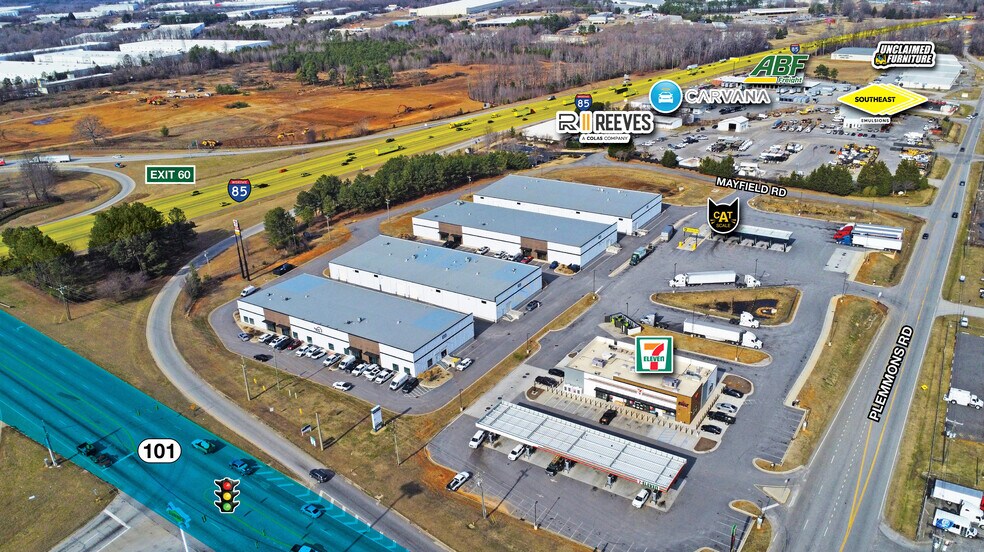 More Photos Of 252 Plemmons Rd, Duncan Unknown For Lease