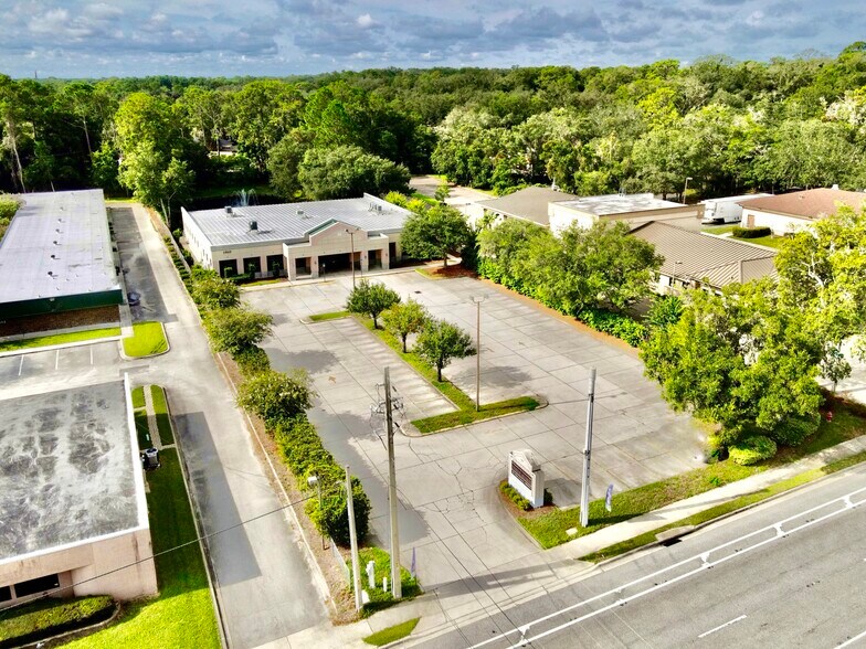 Primary Photo Of 1560 Kingsley Ave, Orange Park Medical For Sale