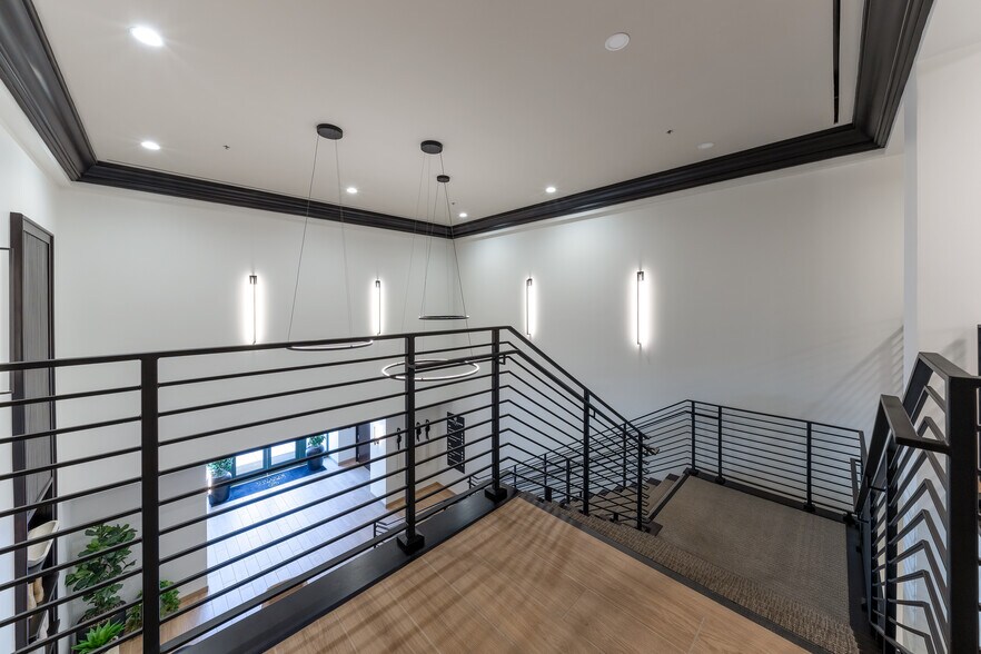 More Photos Of 2488 Historic Decatur Rd, San Diego Office For Lease