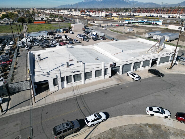 More Photos Of 274 N I, San Bernardino Service For Sale