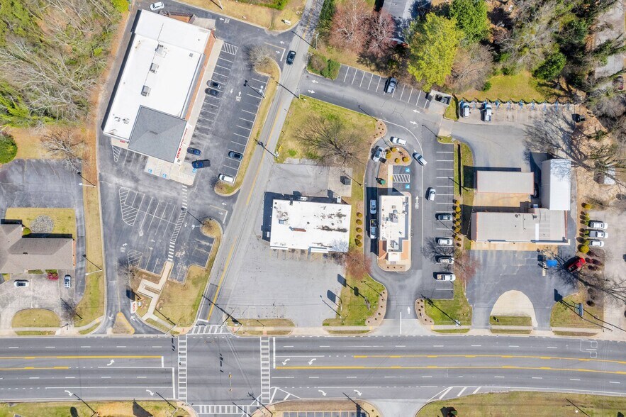 More Photos Of 999 Big a Rd, Toccoa Restaurant For Sale