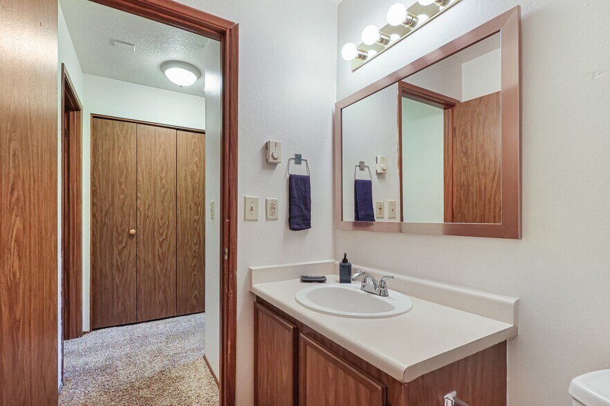 More Photos Of 17726 SE Division St, Portland Apartments For Sale