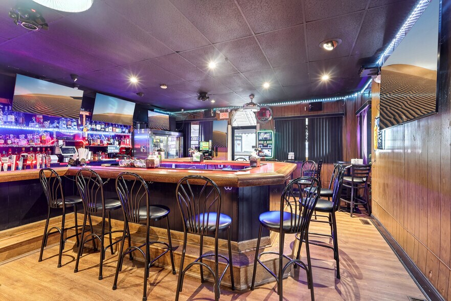 More Photos Of 1600 Hamilton Ave, Hamilton Storefront Retail Residential For Sale