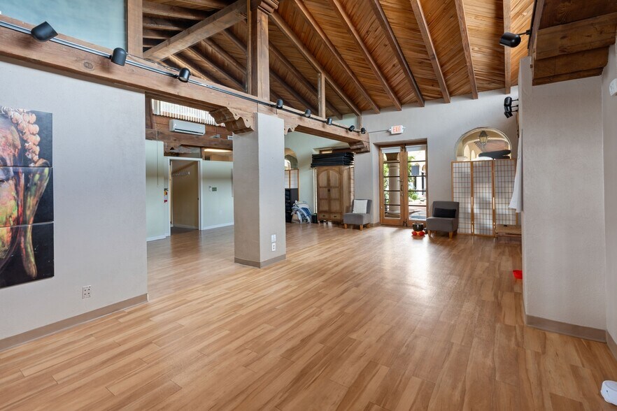 More Photos Of 6050 State Route 179, Sedona Office For Sale