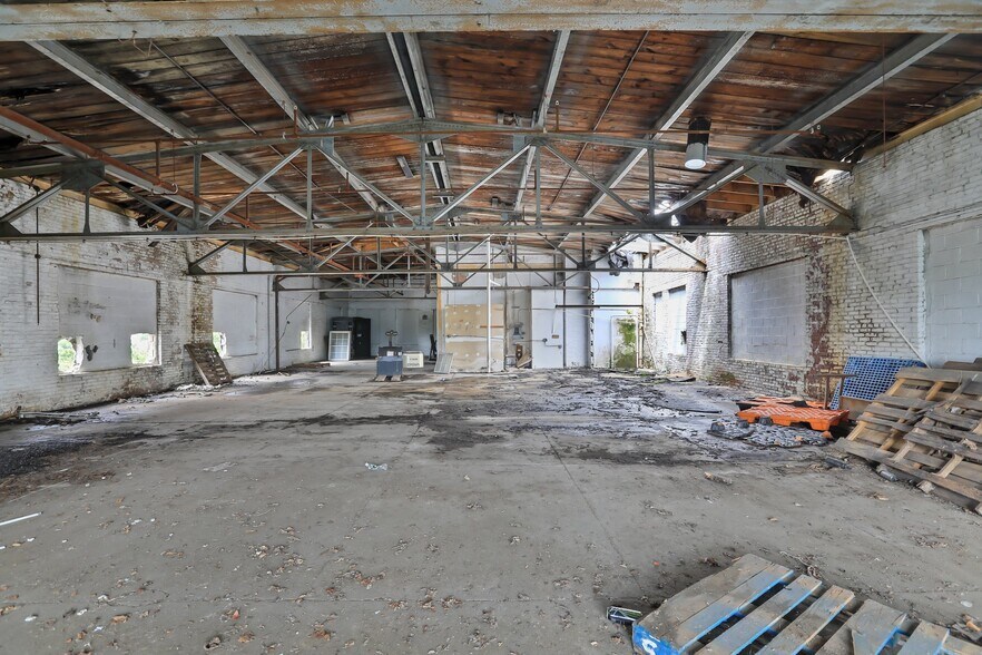 More Photos Of 636 E State St, Trenton Warehouse For Sale