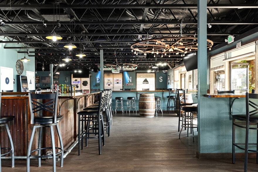 More Photos Of 7126 Skyway, Paradise Storefront Retail Office For Sale